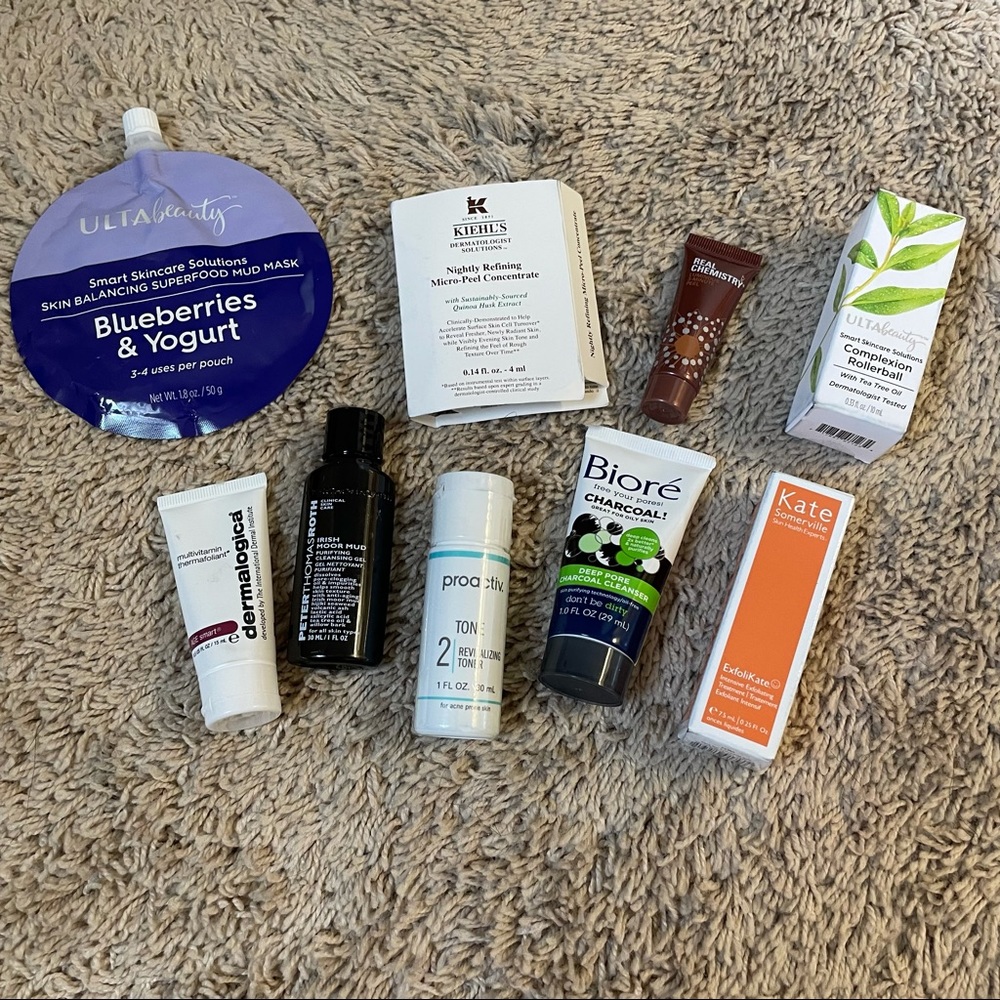 5 pc Bonus & bag 10 + Deluxe Clarifying Exfoliating Bundle Samples